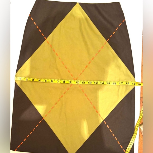 Moschino  Green Knee-Length Pencil Skirt US size 8 - Picture 12 of 14